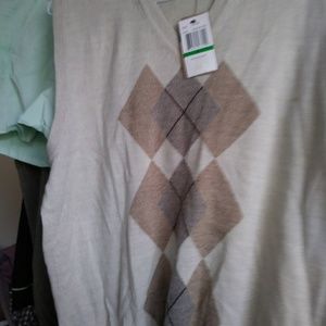 Dockers Argyle vest sweater sz large nwot$28+Gift